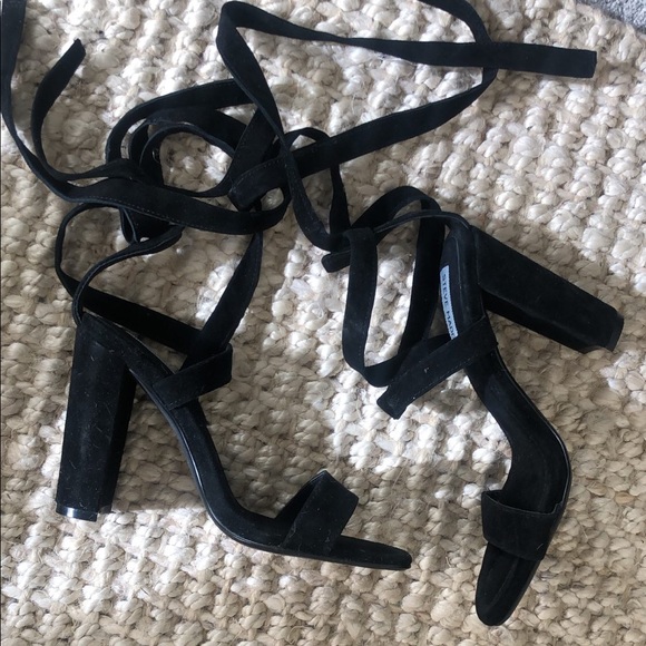 Steve Madden Suede Heels | size 7 - Picture 3 of 3